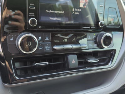 2020 Toyota Highlander XLE FWD (Natl)