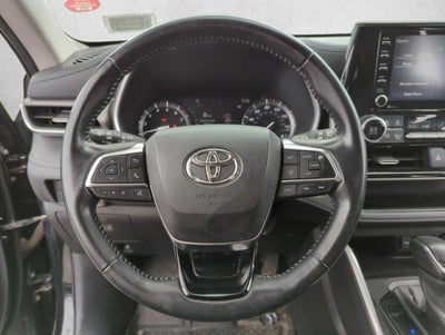 2021 Toyota Highlander XLE AWD (Natl)