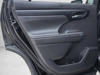 2021 Toyota Highlander XLE AWD (Natl)