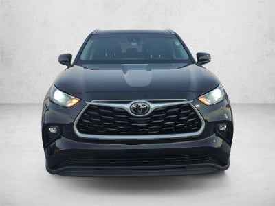 2021 Toyota Highlander XLE FWD (Natl)