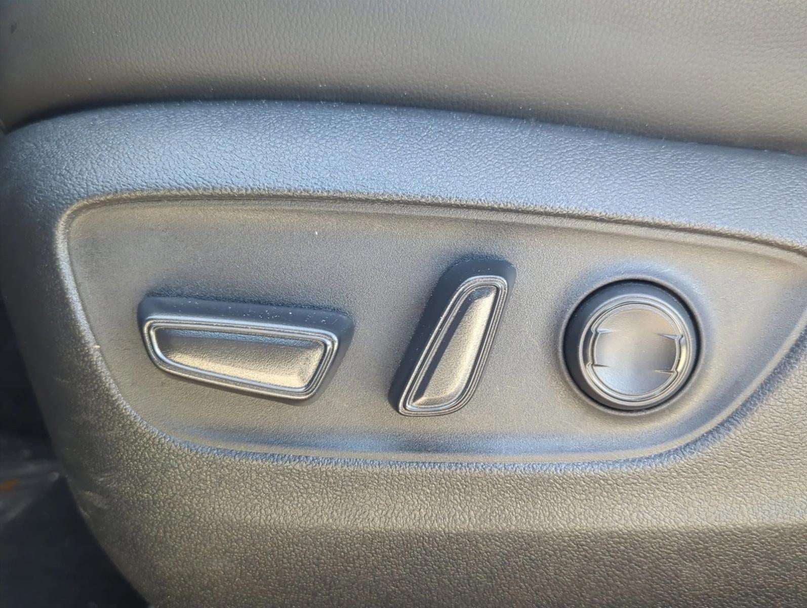 2023 Toyota Highlander XLE FWD (Natl)