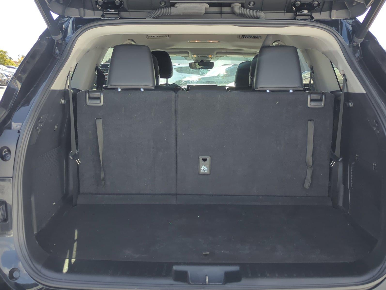 2023 Toyota Highlander Limited FWD (GS)