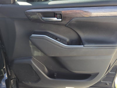 2023 Toyota Highlander Limited FWD (GS)