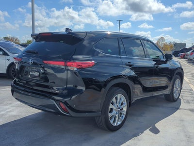 2023 Toyota Highlander Limited FWD (GS)
