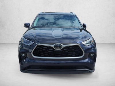 2023 Toyota Highlander XLE FWD (Natl)