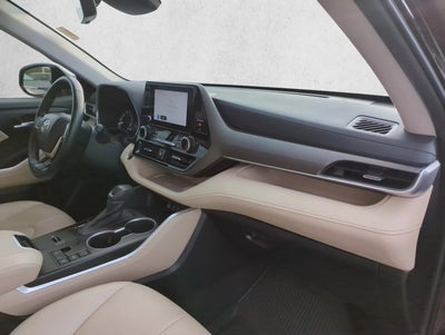 2023 Toyota Highlander XLE FWD (Natl)