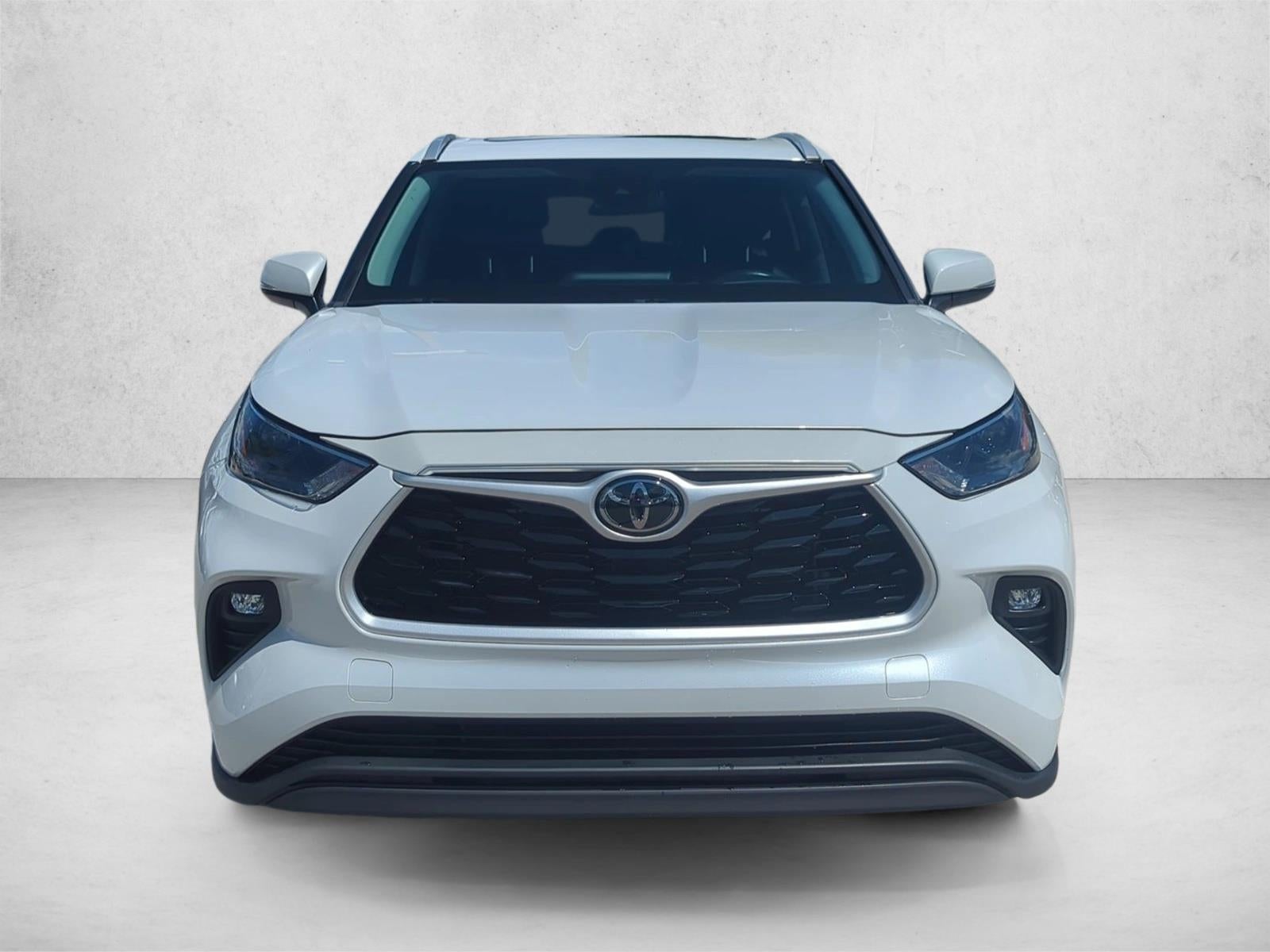 2023 Toyota Highlander XLE FWD (Natl)