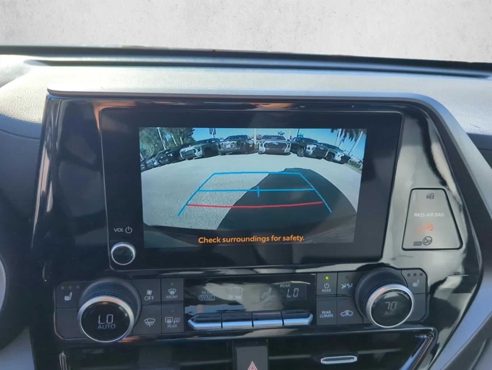 2023 Toyota Highlander XLE FWD (Natl)