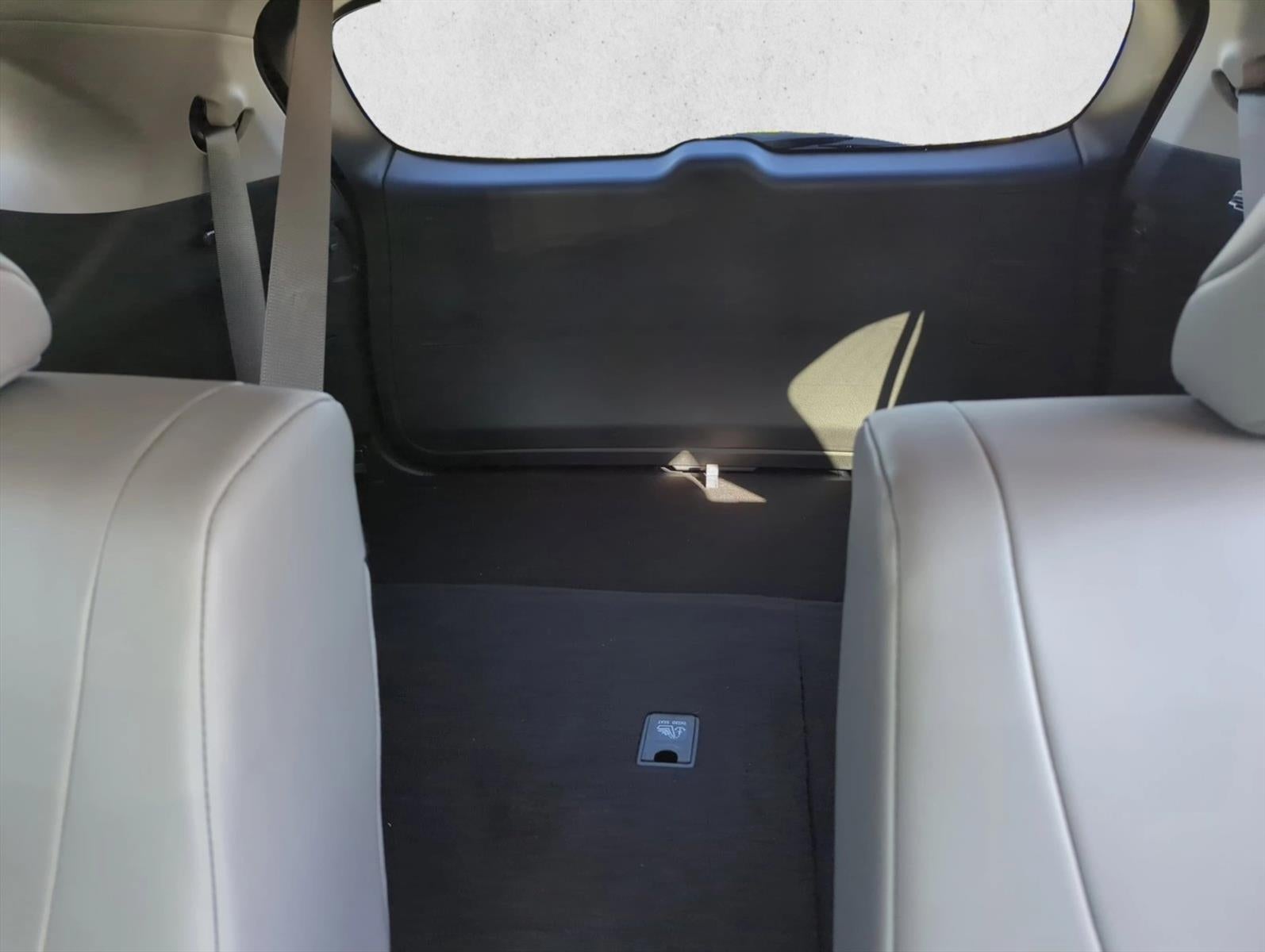 2023 Toyota Highlander XLE FWD (Natl)