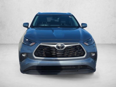 2023 Toyota Highlander XLE FWD (Natl)