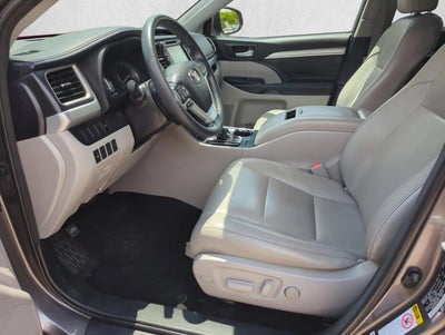 2015 Toyota Highlander FWD 4dr V6 XLE (Natl)