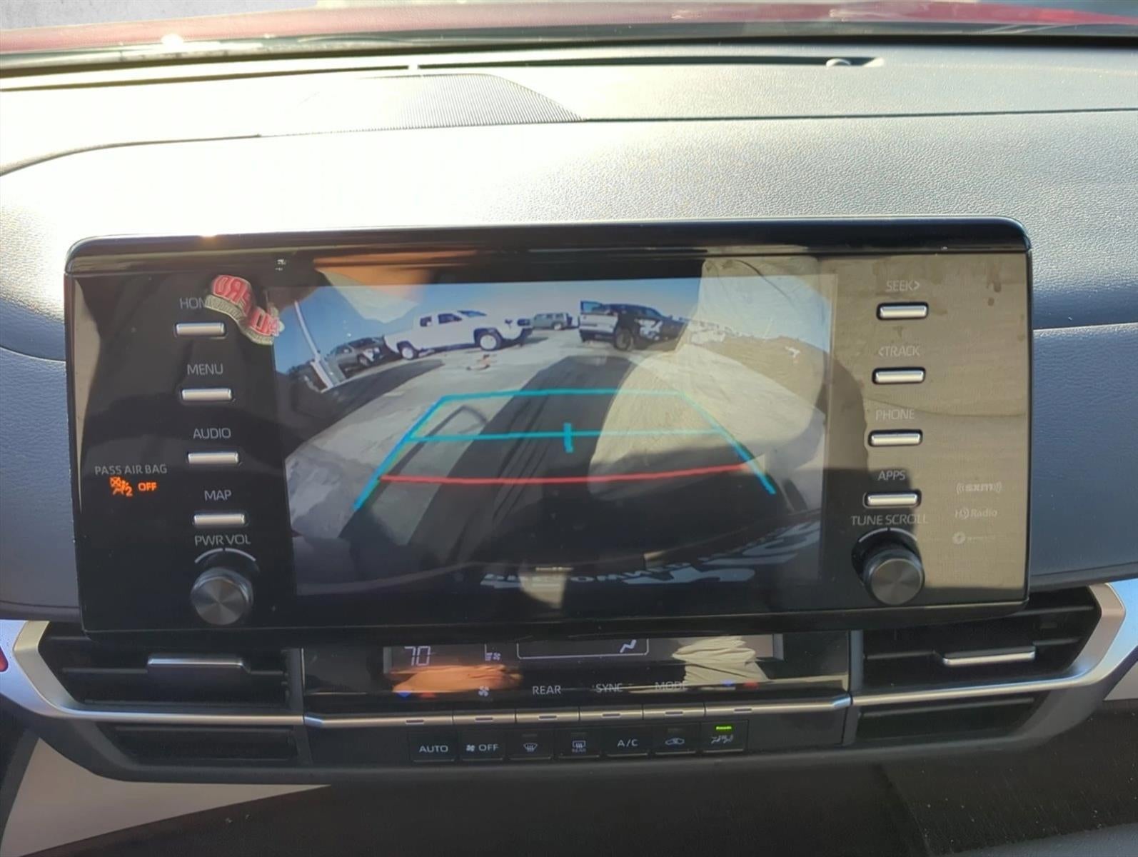 2022 Toyota Sienna LE FWD 8-Passenger (Natl)