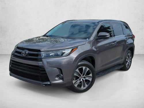 2019 Toyota Highlander SE V6 FWD (Natl)