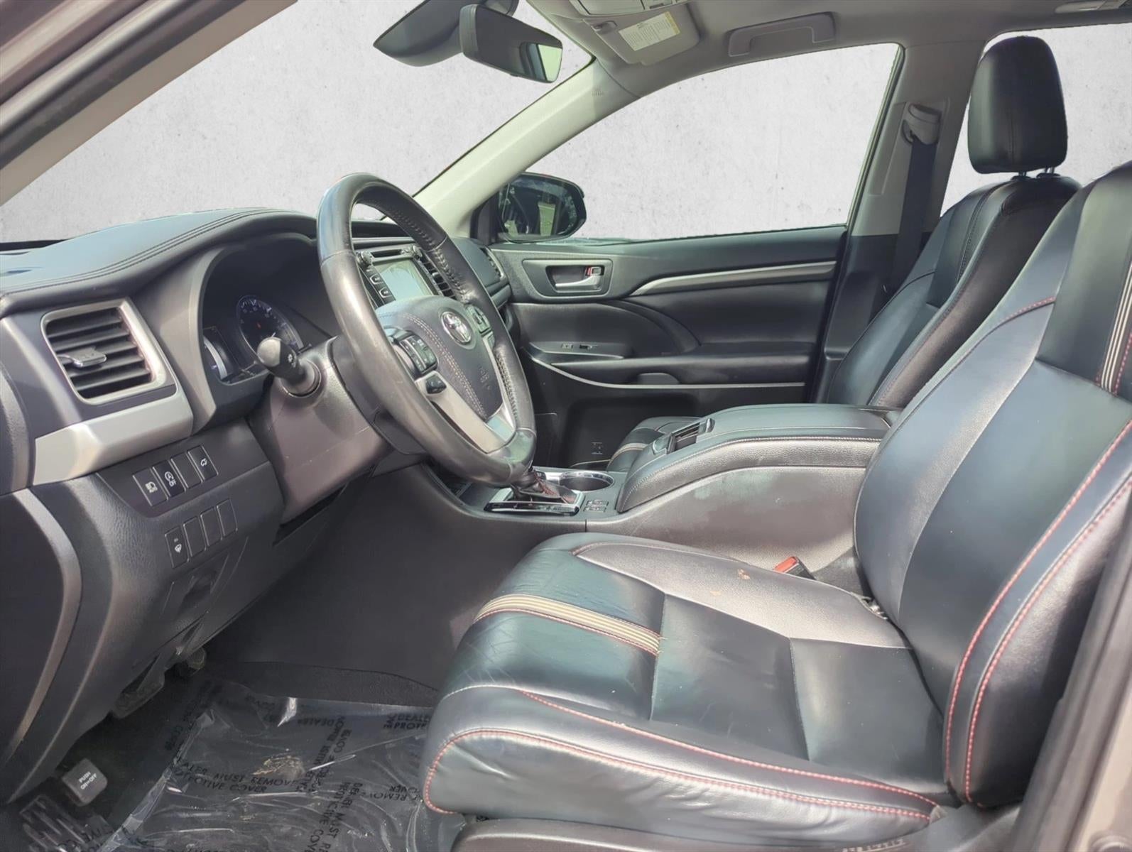 2019 Toyota Highlander SE V6 FWD (Natl)