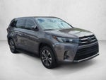 2019 Toyota Highlander SE V6 FWD (Natl)