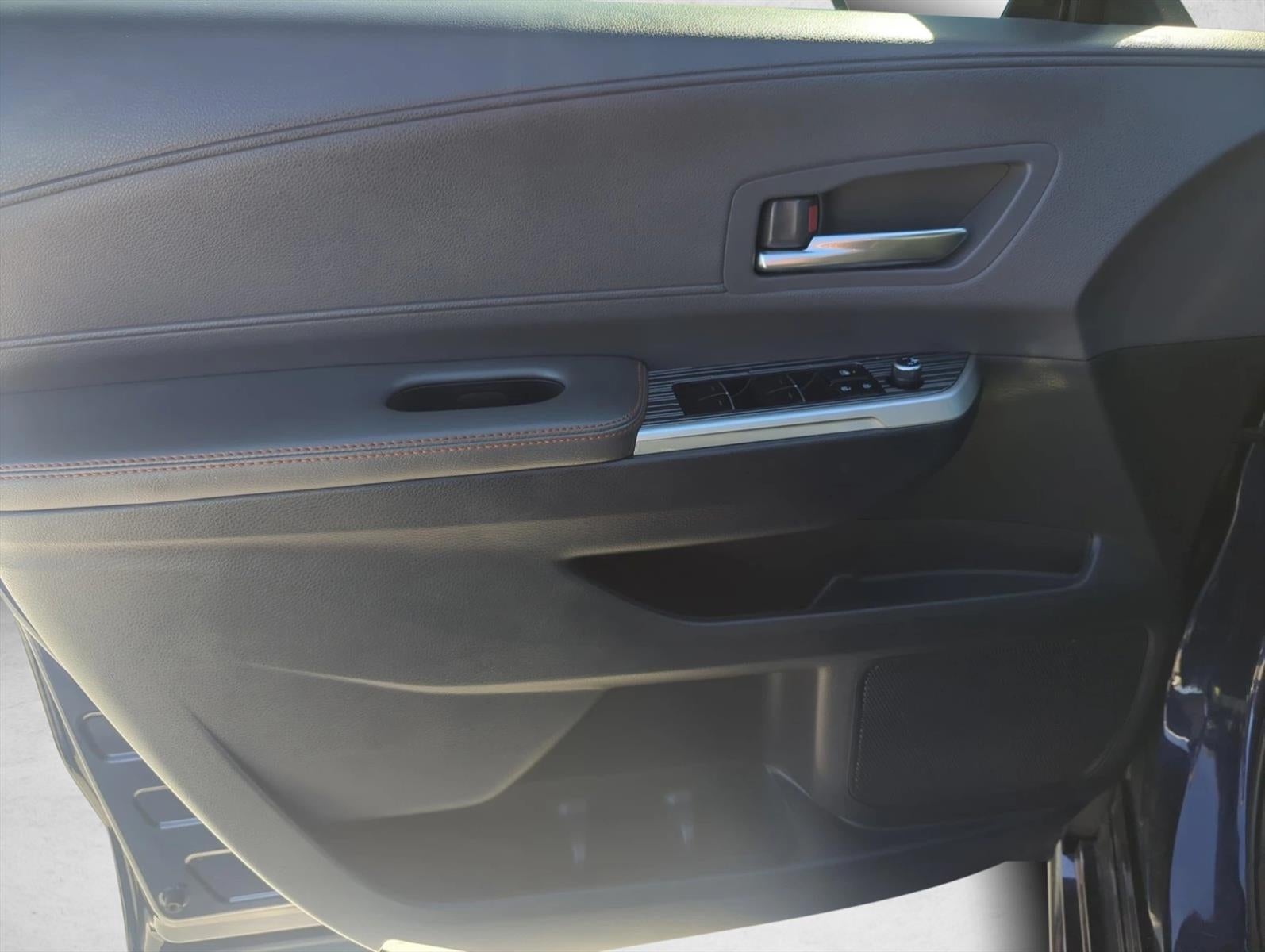 2022 Toyota Sienna XSE FWD 7-Passenger (Natl)