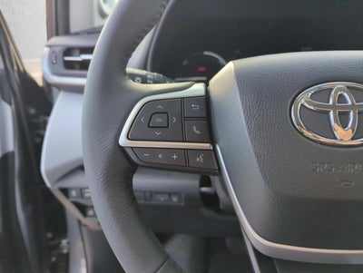 2026 Toyota Sienna XLE FWD 8-Passenger (Natl)