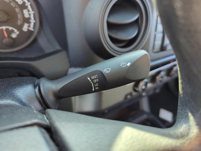 2018 Toyota Tacoma SR Double Cab 5' Bed I4 4x2 AT (GS)