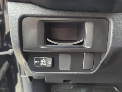 2017 Toyota Tacoma SR Double Cab 5' Bed I4 4x2 AT (GS)
