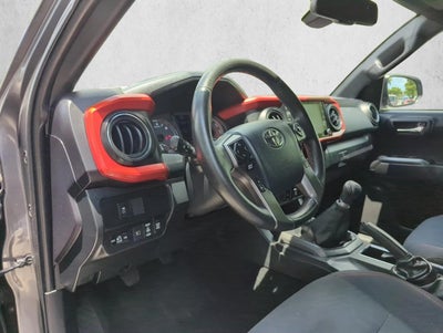 2020 Toyota Tacoma 4WD 4WD TRD Off Road Double Cab 5' Bed V6 MT (Natl)