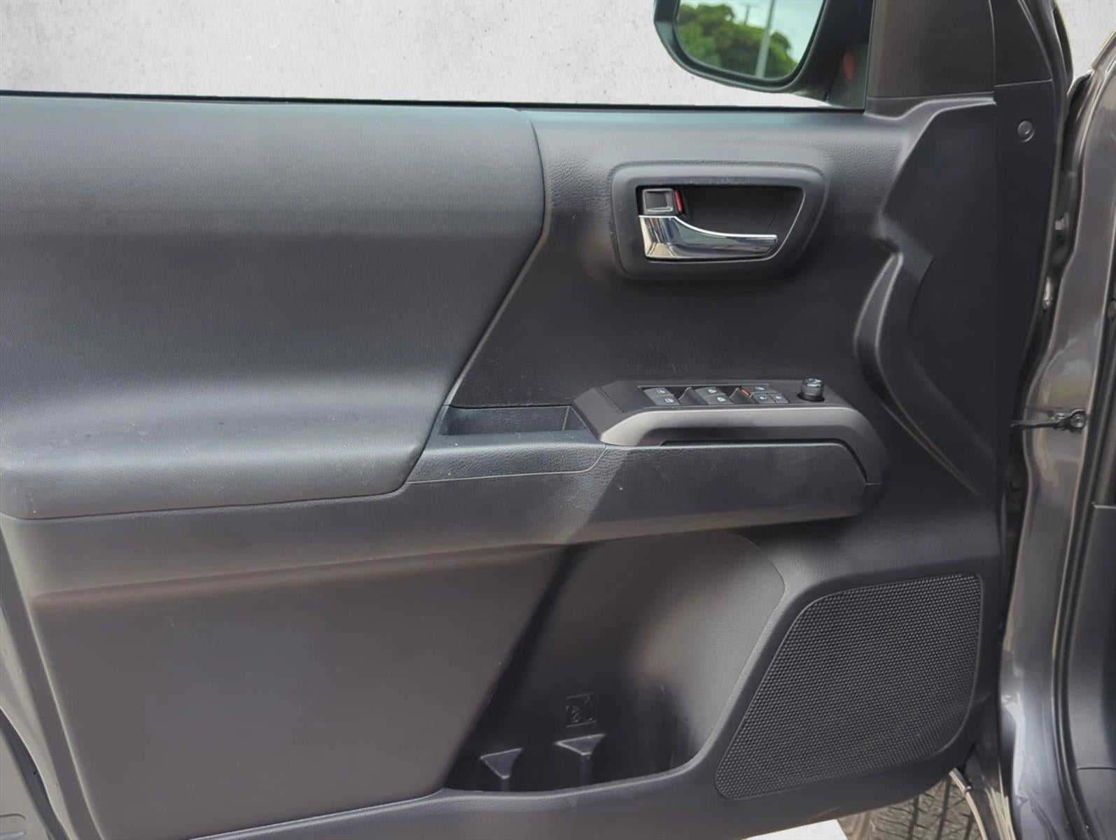 2021 Toyota Tacoma 4WD 4WD TRD Sport Double Cab 5' Bed V6 AT (Natl)