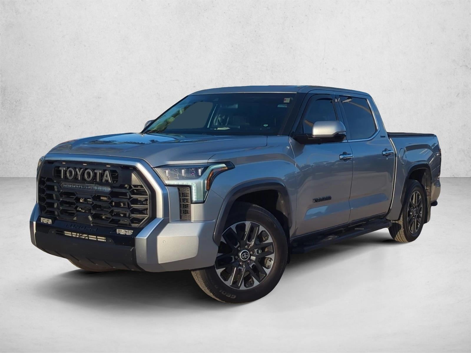 2022 Toyota Tundra 2WD 2WD Limited CrewMax 5.5' Bed (GS)