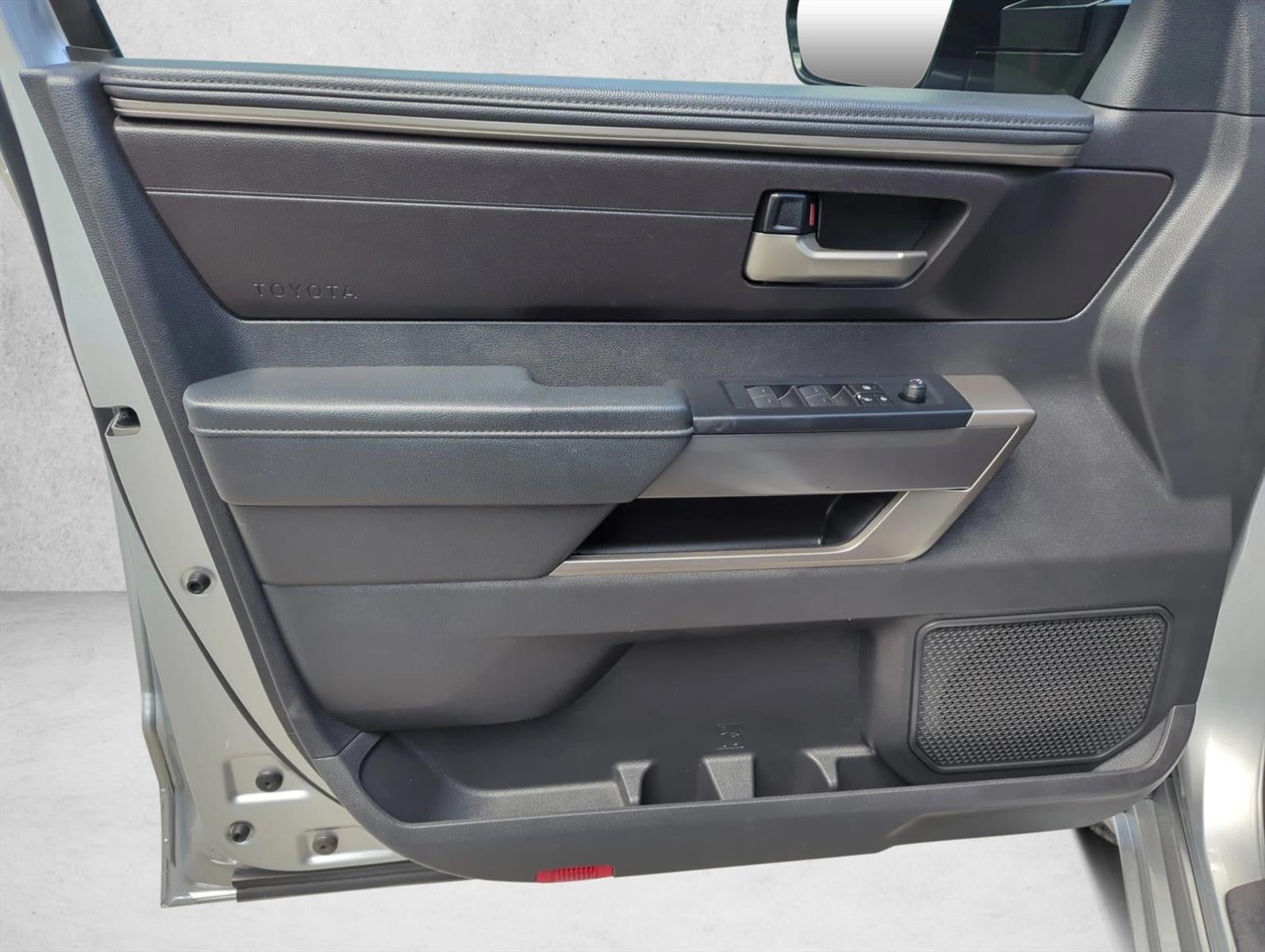 2024 Toyota Tundra 2WD 2WD SR5 CrewMax 5.5' Bed (SE)