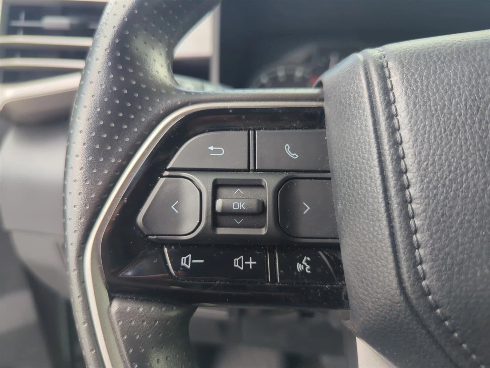 2024 Toyota Tundra 4WD 4WD SR5 CrewMax 5.5' Bed (SE)