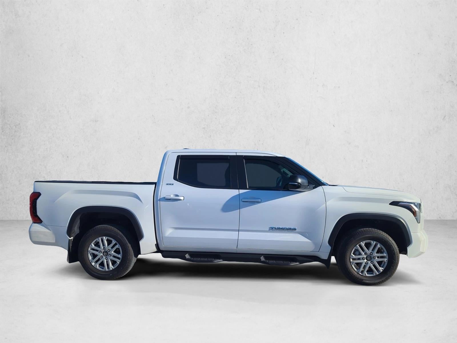 2025 Toyota Tundra 4WD 4WD SR5 CrewMax 5.5' Bed (SE)