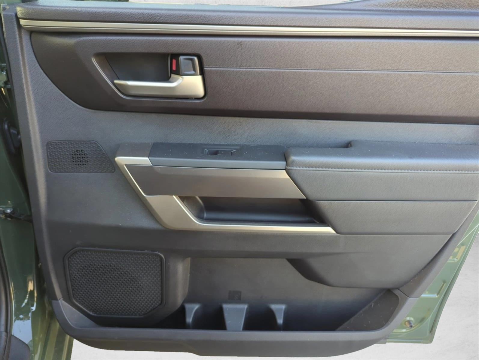 2022 Toyota Tundra 4WD 4WD SR5 CrewMax 5.5' Bed (SE)