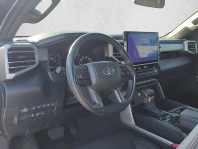 2025 Toyota Tundra 4WD 4WD SR5 CrewMax 5.5' Bed (SE)