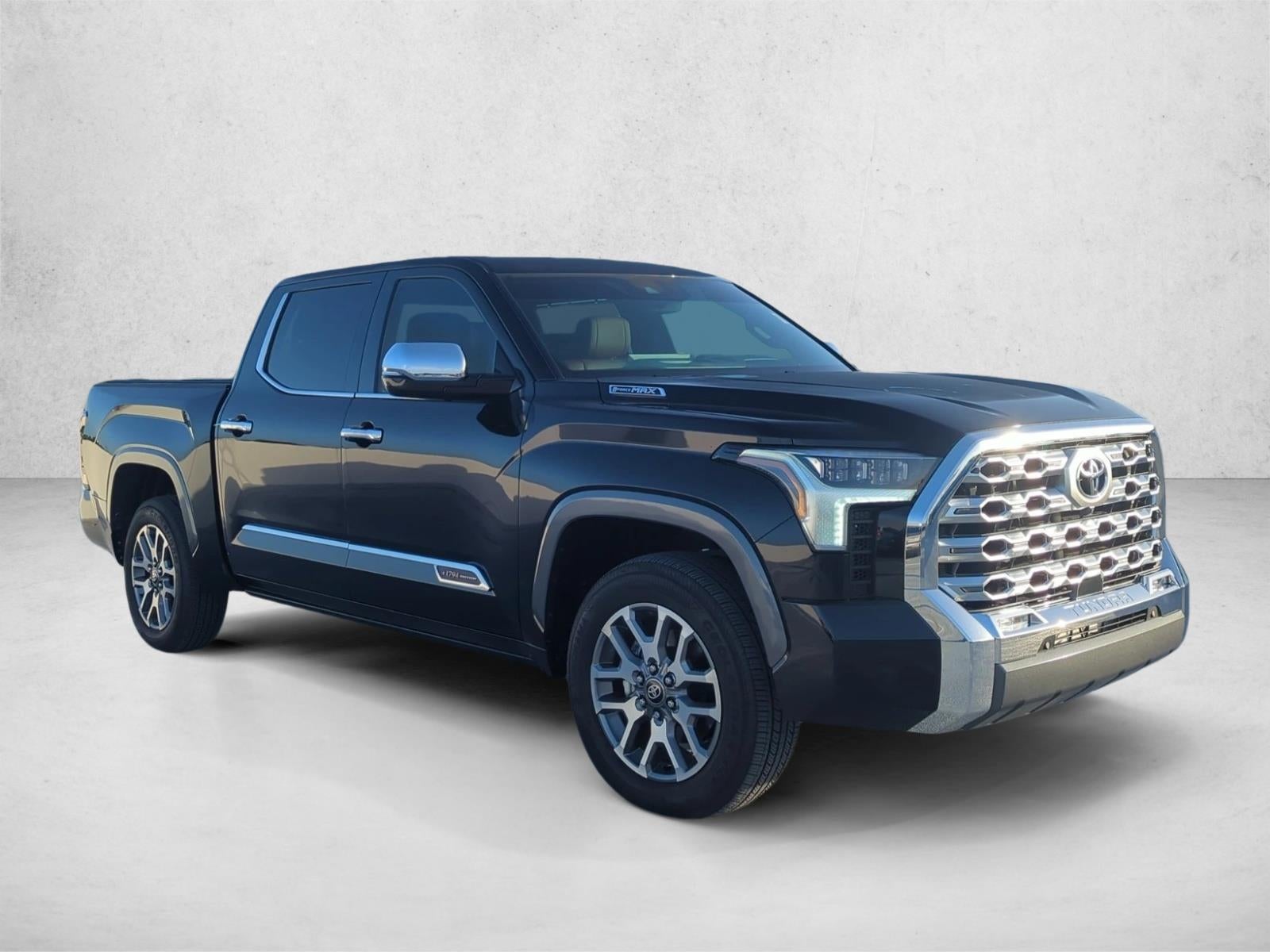 2026 Toyota Tundra 4WD 4WD 1794 Edition Hybrid CrewMax 5.5' Bed (Natl)