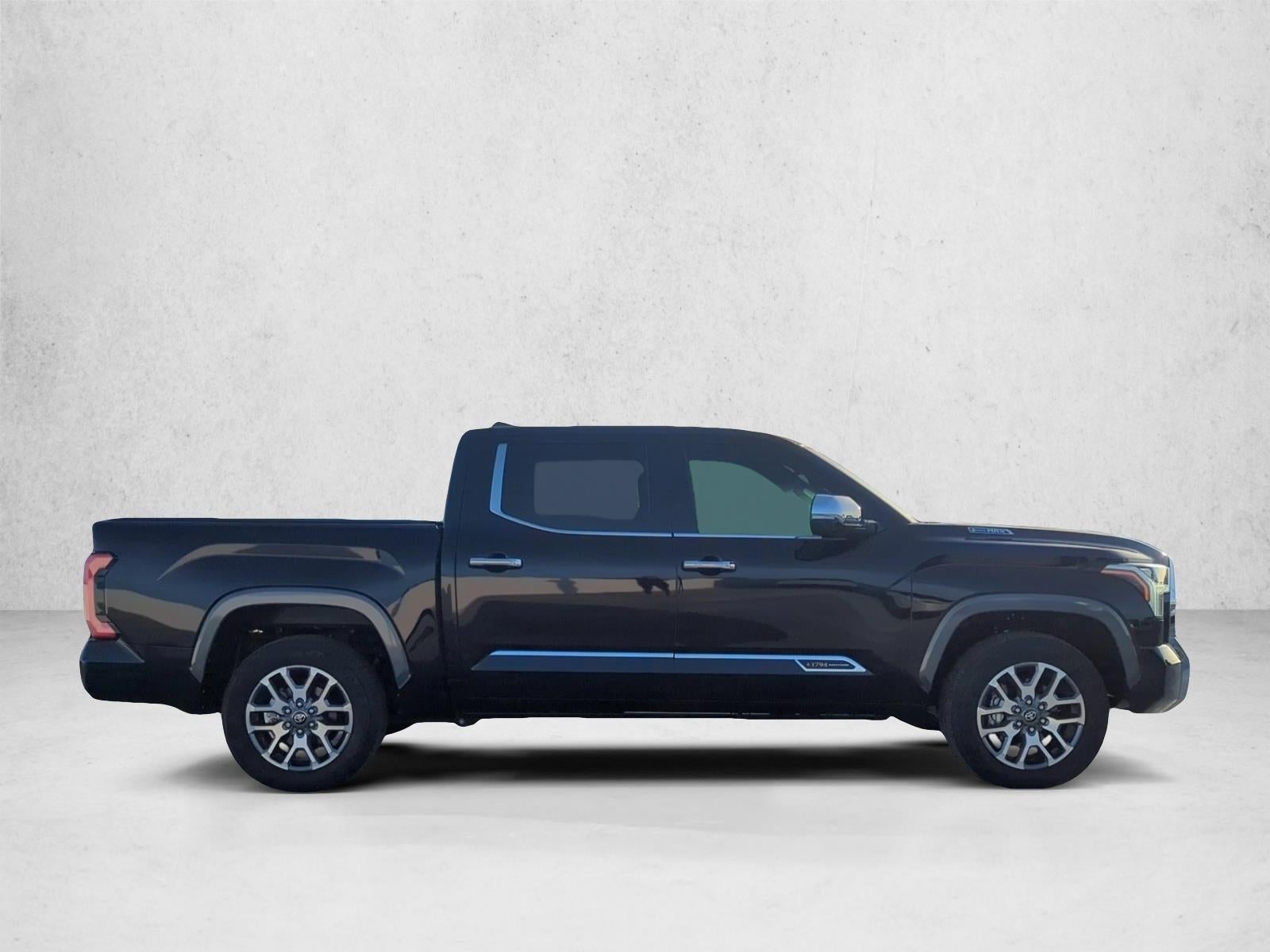 2026 Toyota Tundra 4WD 4WD 1794 Edition Hybrid CrewMax 5.5' Bed (Natl)