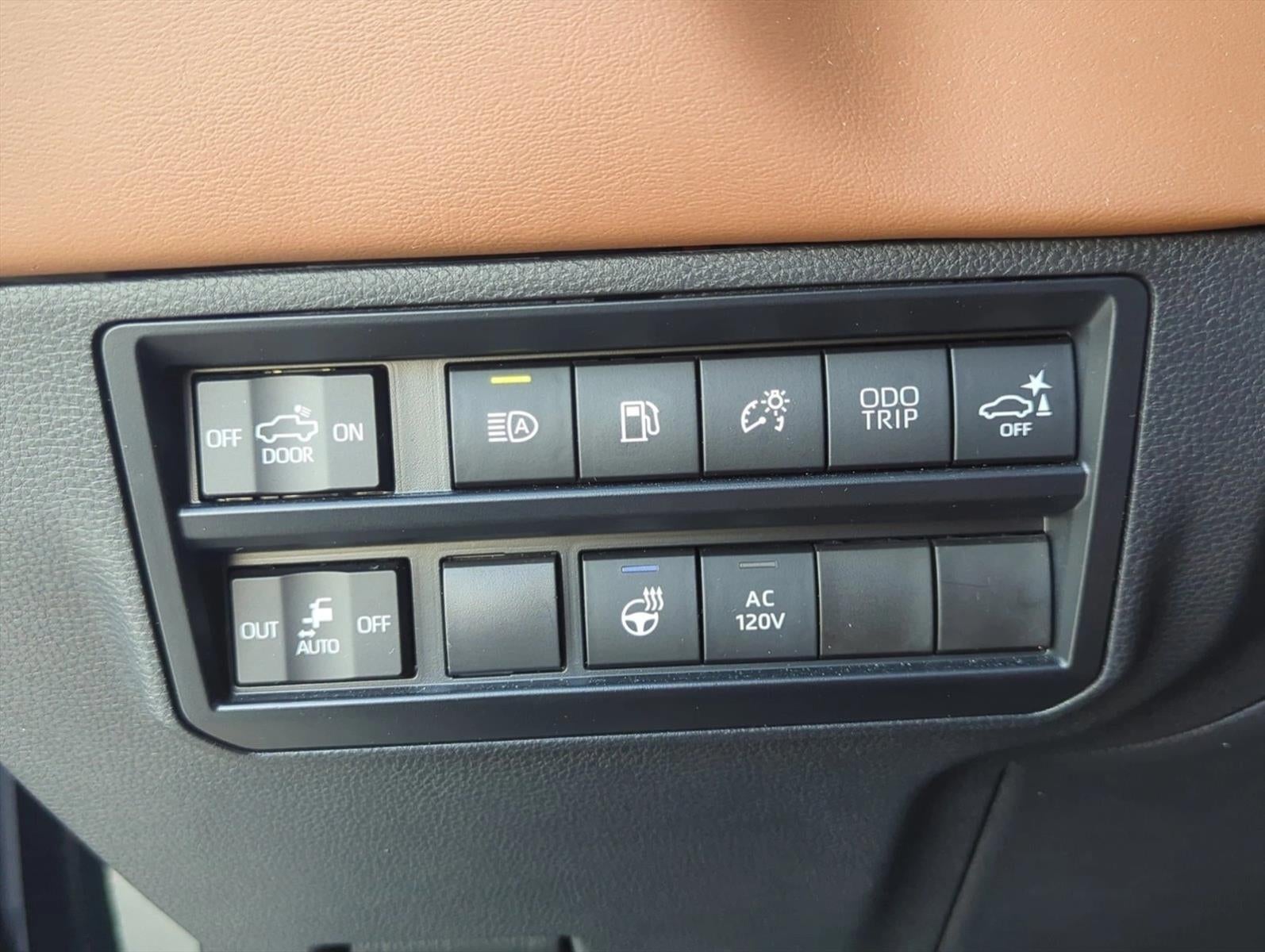 2024 Toyota Tundra 4WD 4WD 1794 Edition Hybrid CrewMax 5.5' Bed (Natl)