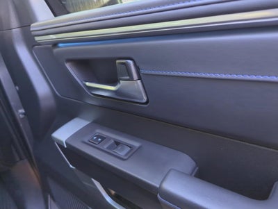 2023 Toyota Tundra 2WD 2WD Platinum CrewMax 5.5' Bed (SE)