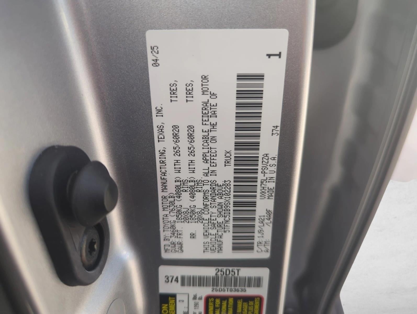 2025 Toyota Tundra 4WD 4WD Platinum Hybrid CrewMax 5.5' Bed (Natl)