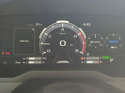 2025 Toyota Tundra 4WD 4WD Platinum Hybrid CrewMax 5.5' Bed (Natl)