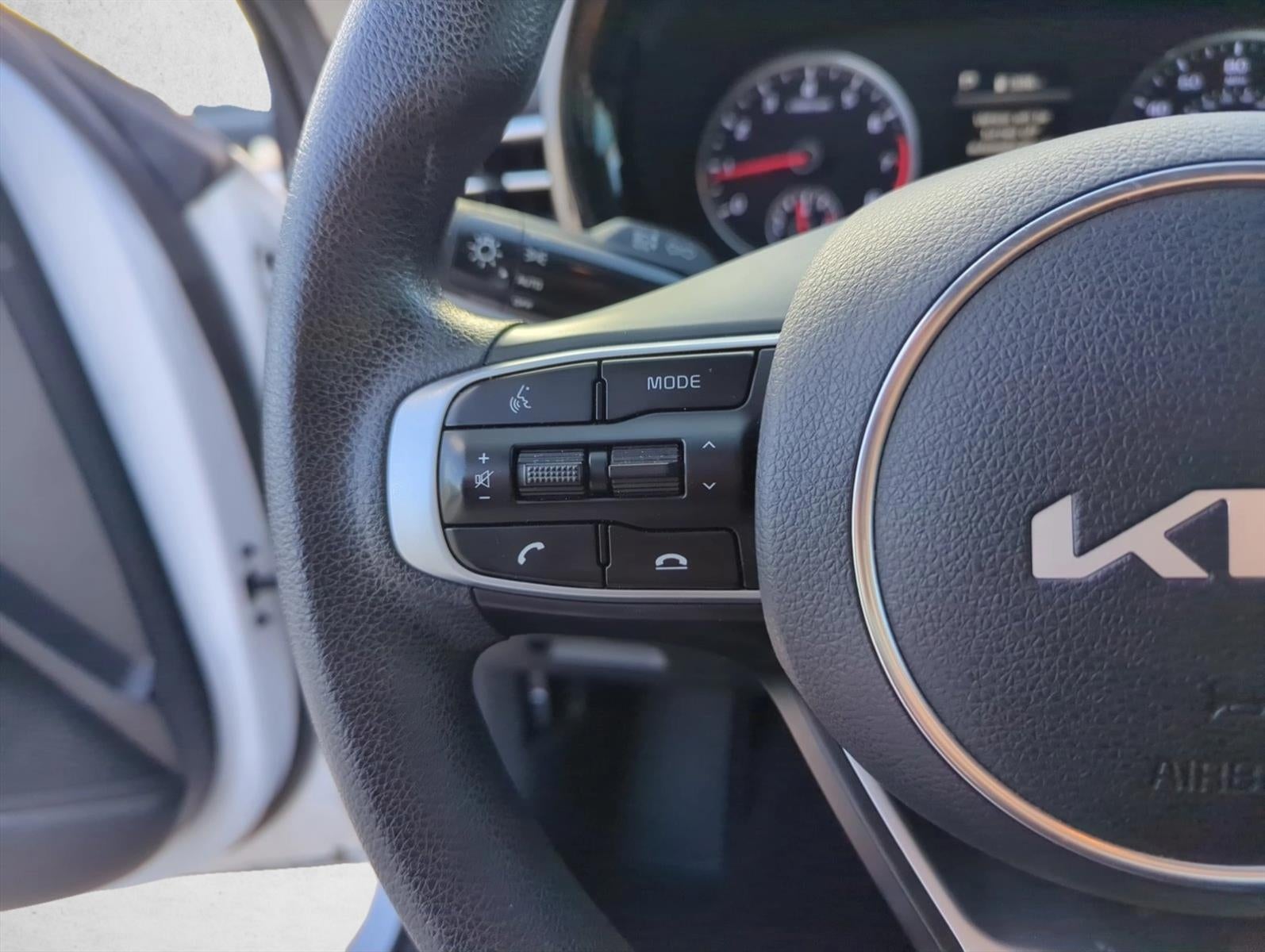 2022 Kia K5 LXS Auto FWD