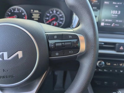 2022 Kia K5 LXS Auto FWD