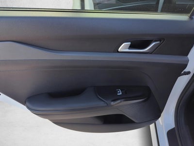 2022 Kia K5 LXS Auto FWD