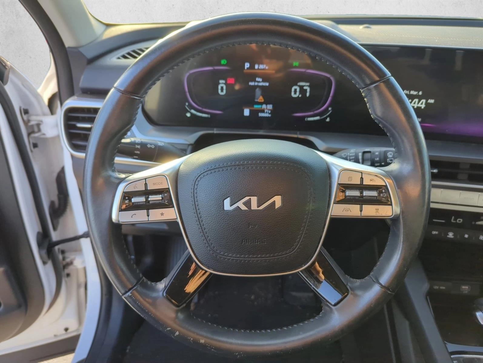 2023 Kia Telluride LX FWD