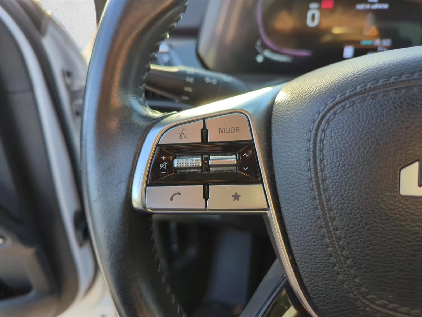 2023 Kia Telluride LX FWD