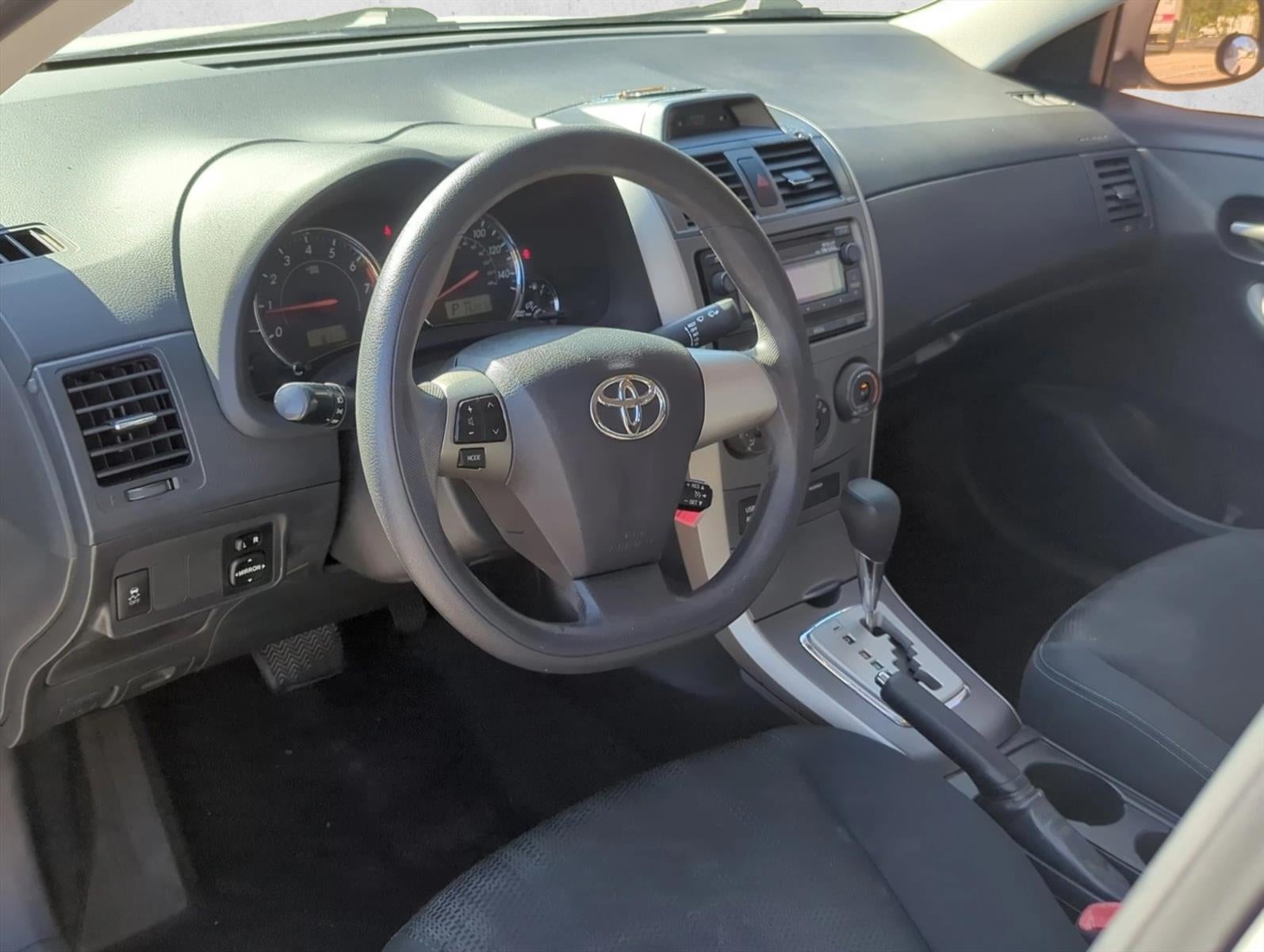 2012 Toyota Corolla 4dr Sdn Auto S (Natl)