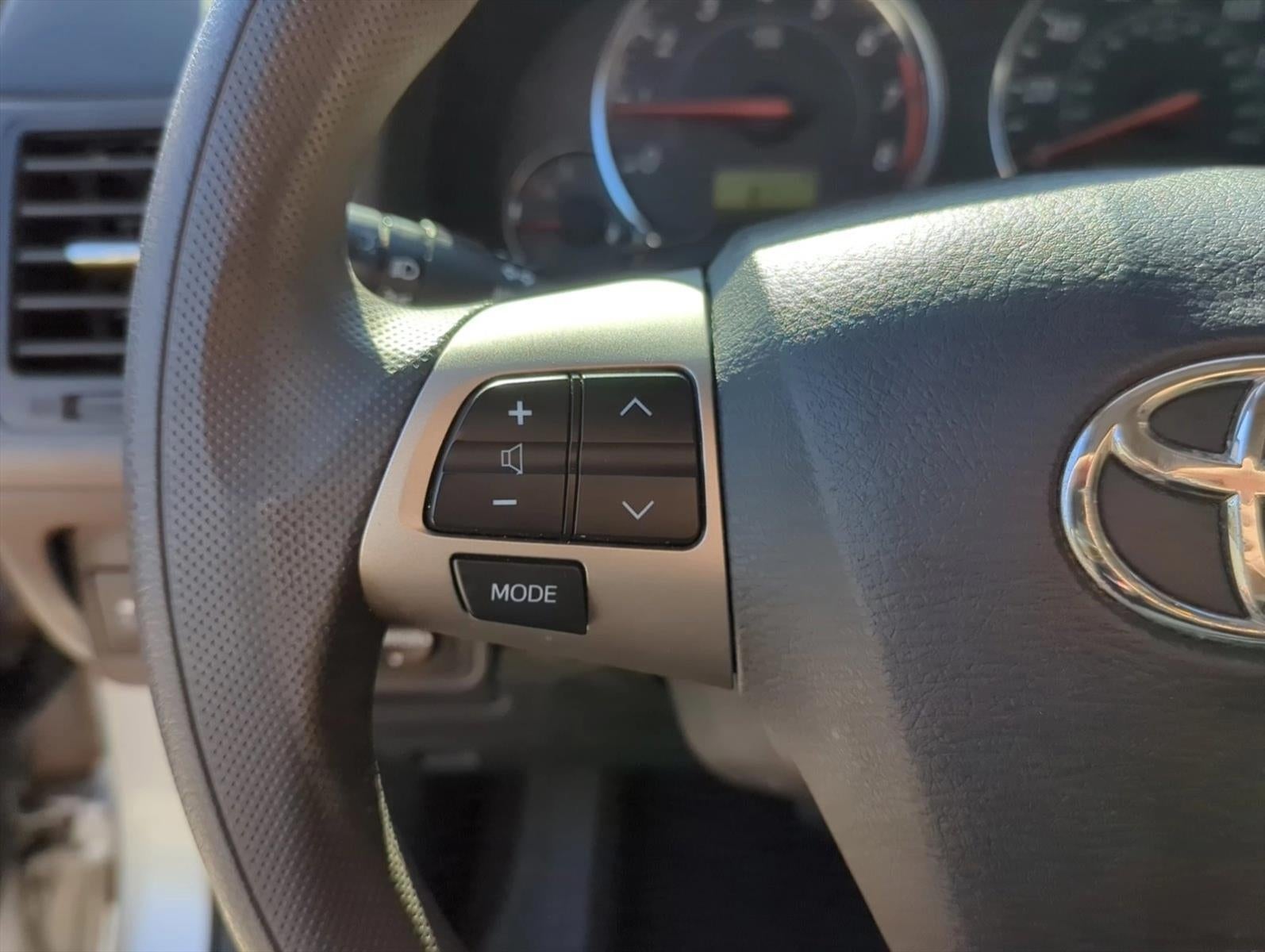 2012 Toyota Corolla 4dr Sdn Auto S (Natl)