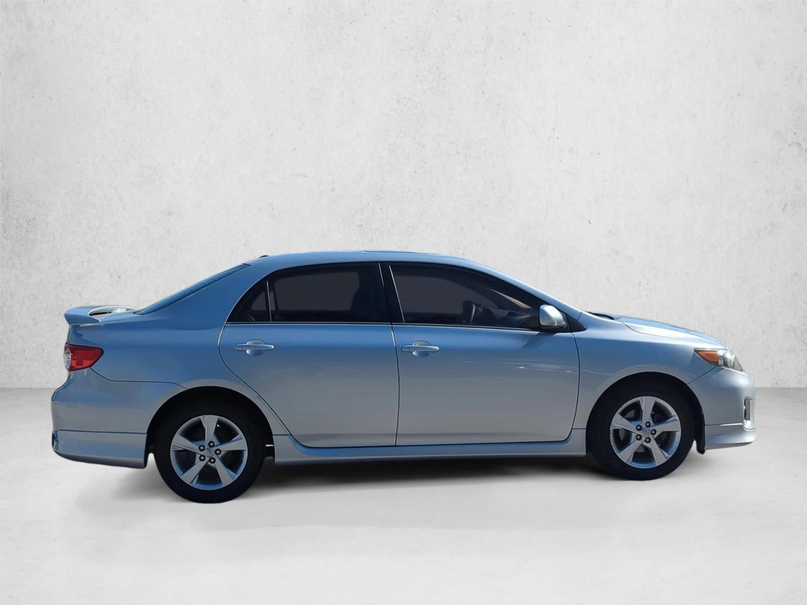 2012 Toyota Corolla 4dr Sdn Auto S (Natl)