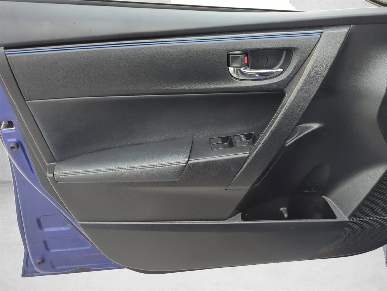 2019 Toyota Corolla SE CVT (Natl)