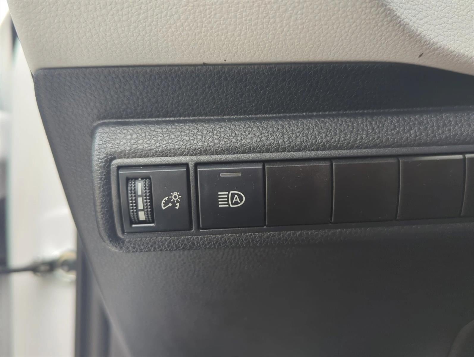 2024 Toyota Corolla SE CVT (Natl)
