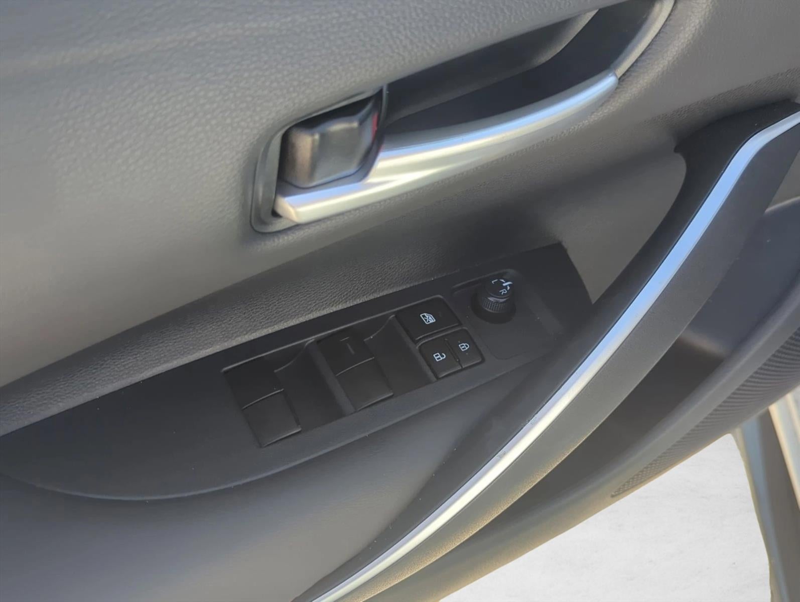 2023 Toyota Corolla SE CVT (Natl)