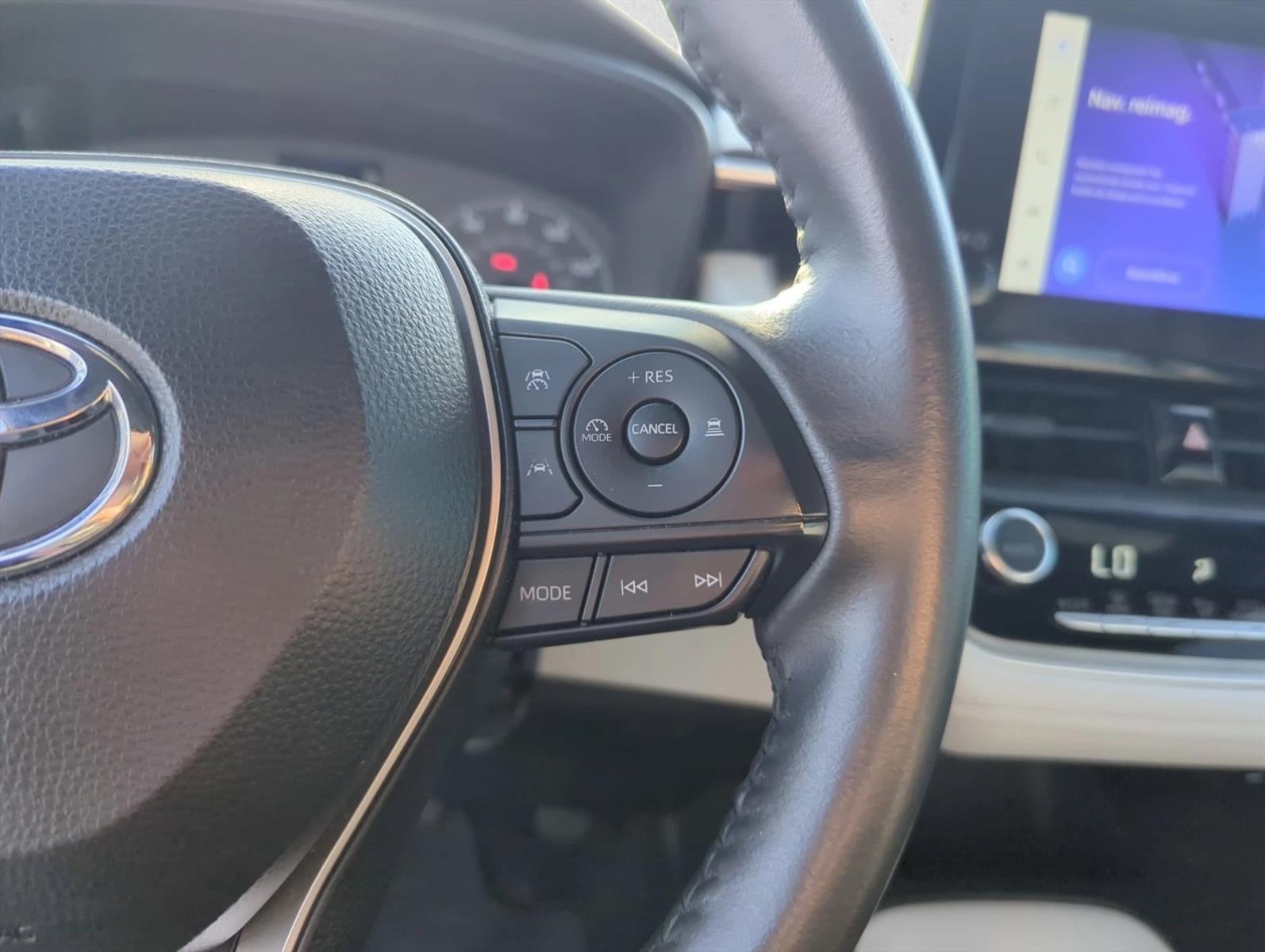 2024 Toyota Corolla SE CVT (Natl)