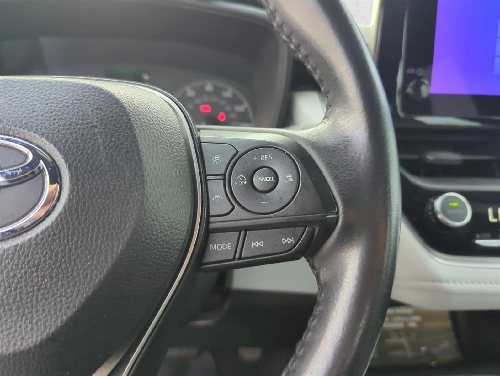 2024 Toyota Corolla SE CVT (Natl)